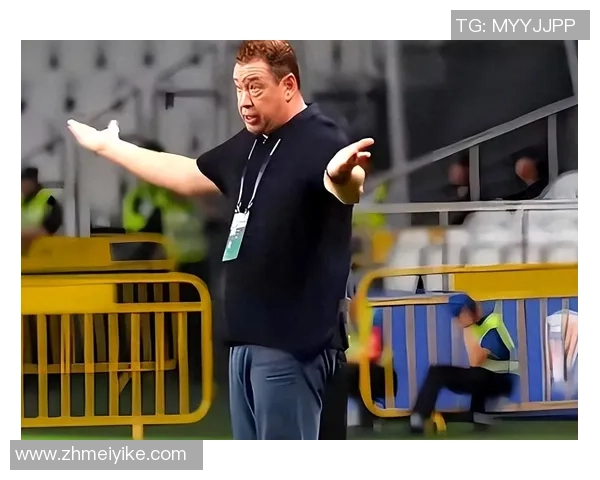 国外足球明星受伤瞬间视频回顾引发球迷热议与关注